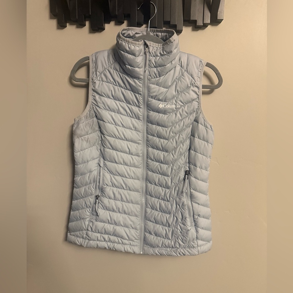 Columbia women’s Omni-Heat insulated vest (size Small)